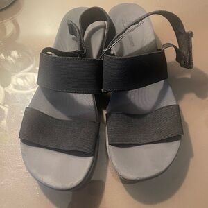 Clarks women Sandals size 9